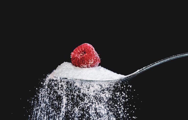 Dlaczego dieta bogata w ukryty cukier niszczy Twoją naturalną odporność na infekcje? - okładka